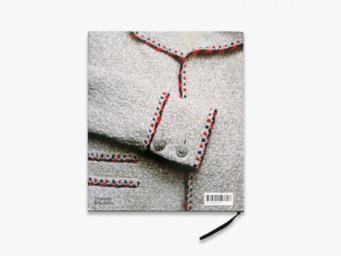 Chanel - Books | L'Oréal Partner Shop